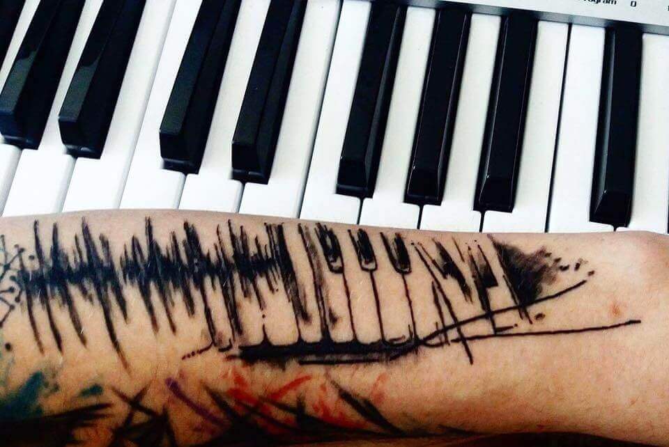 tetovanie klávesy na klavír